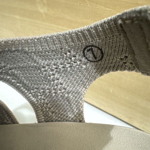 Women’s Skechers Luxe Foam  Vegan Stylish Slip Ons  Size 7 - Picture 10 of 10